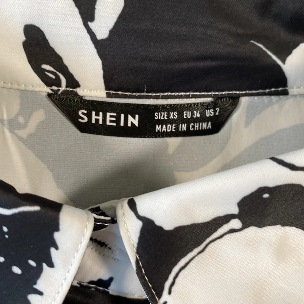 🌿[ Shein ] Panda Bear Button Up Blouse - Picture 3 of 8